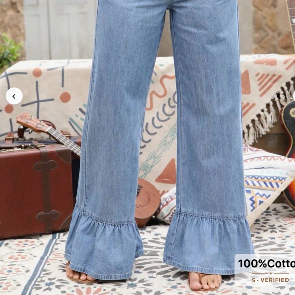 SHEIN Light Blue Flare Jeans